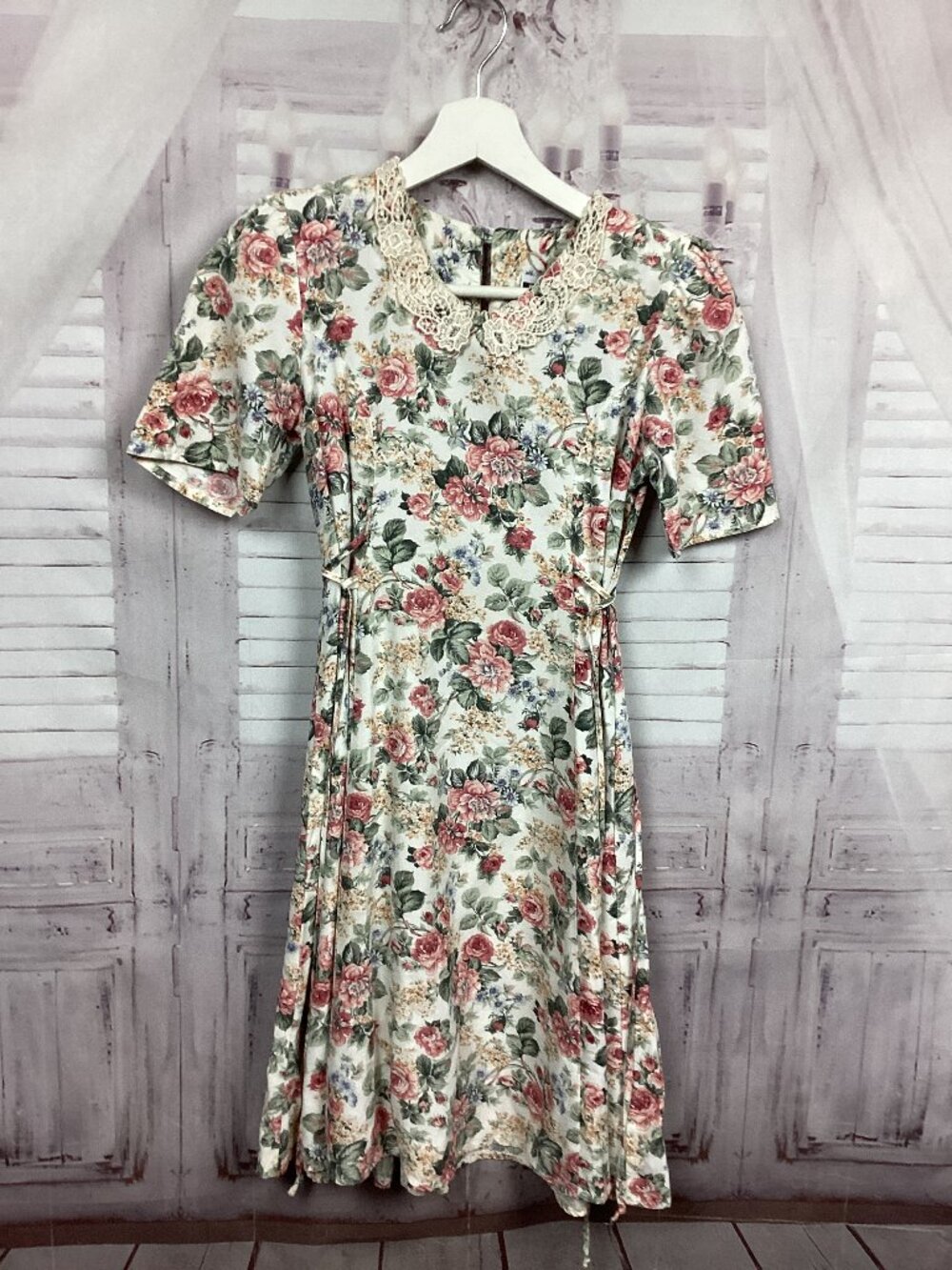 Vintage Disorderly Kids Floral Dress 10